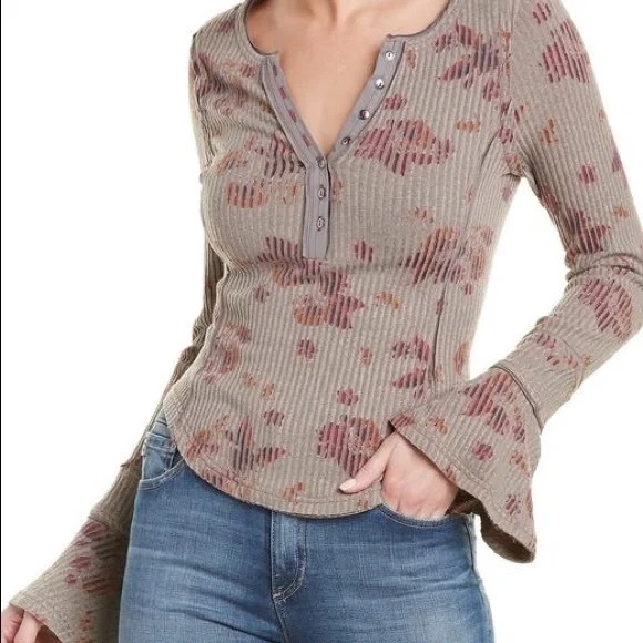 Free People Layer Me Henley in Washed Floral Grey, size XS - Picture 3 of 13